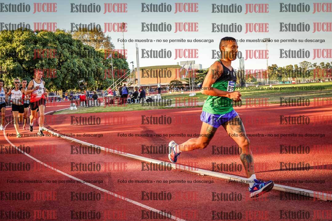 Fotos de los 3000 m llanos de varones