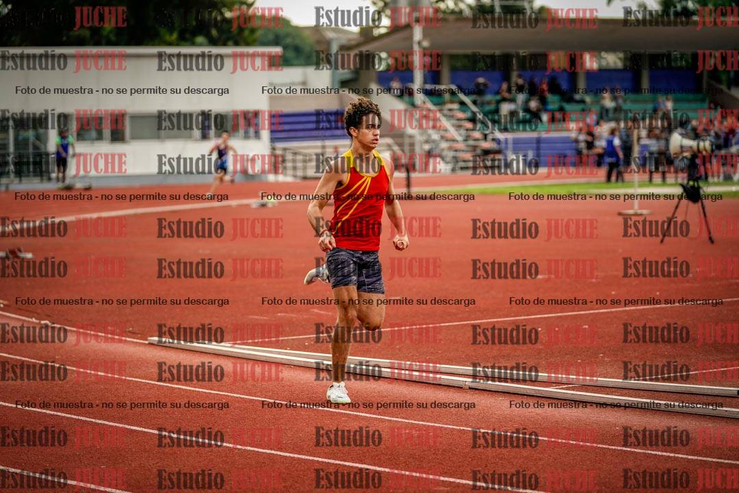 Fotos de los relevos 8x300 m mixtos