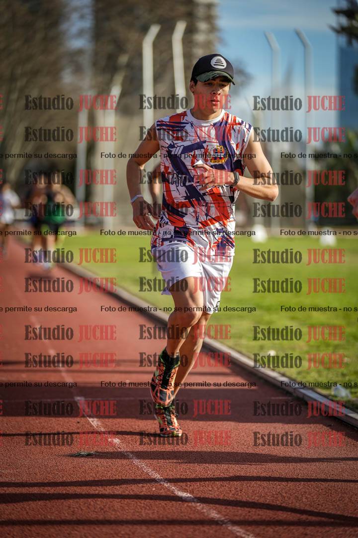 Fotos de los 3000 m llanos de varones