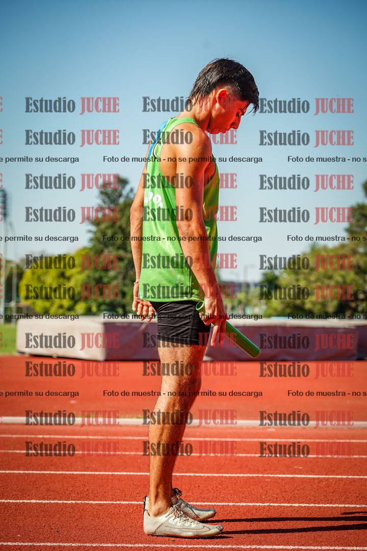Fotos de las postas 4x400 m llanos de varones