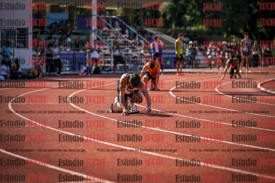 Fotos de las postas 4x400 m llanos de varones