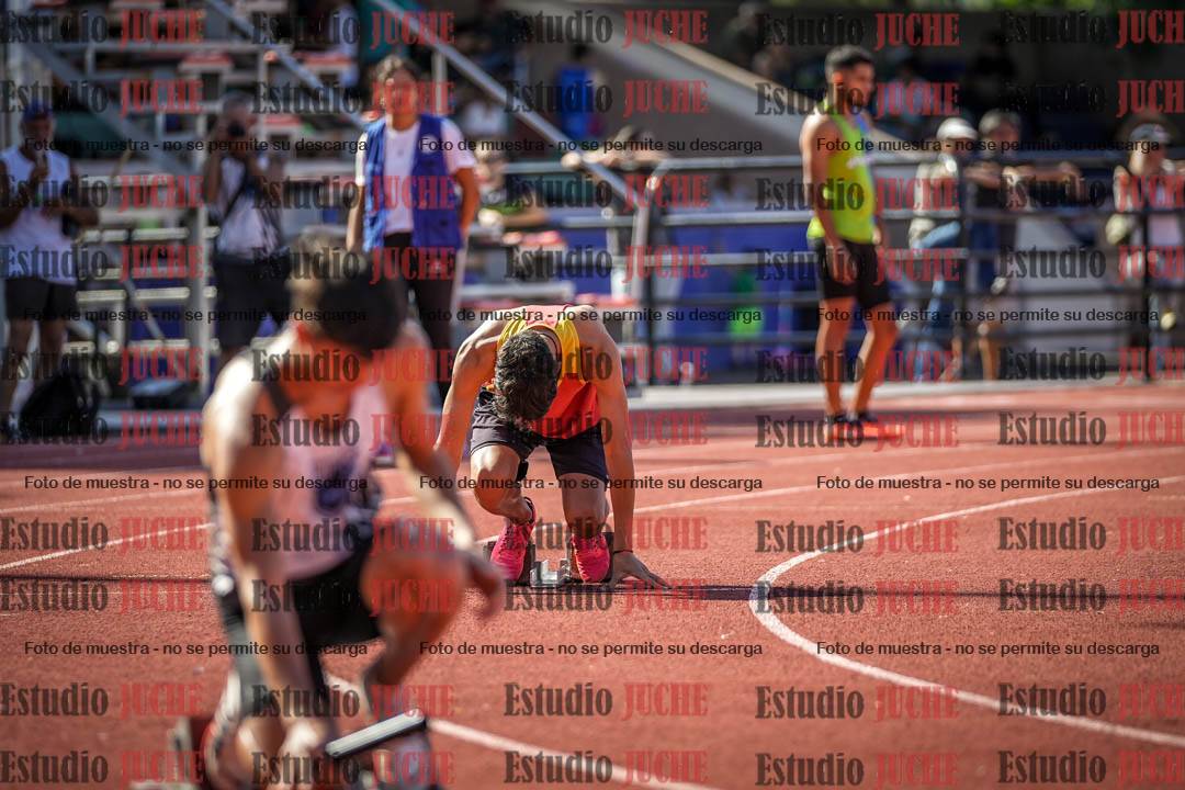Fotos de las postas 4x400 m llanos de varones