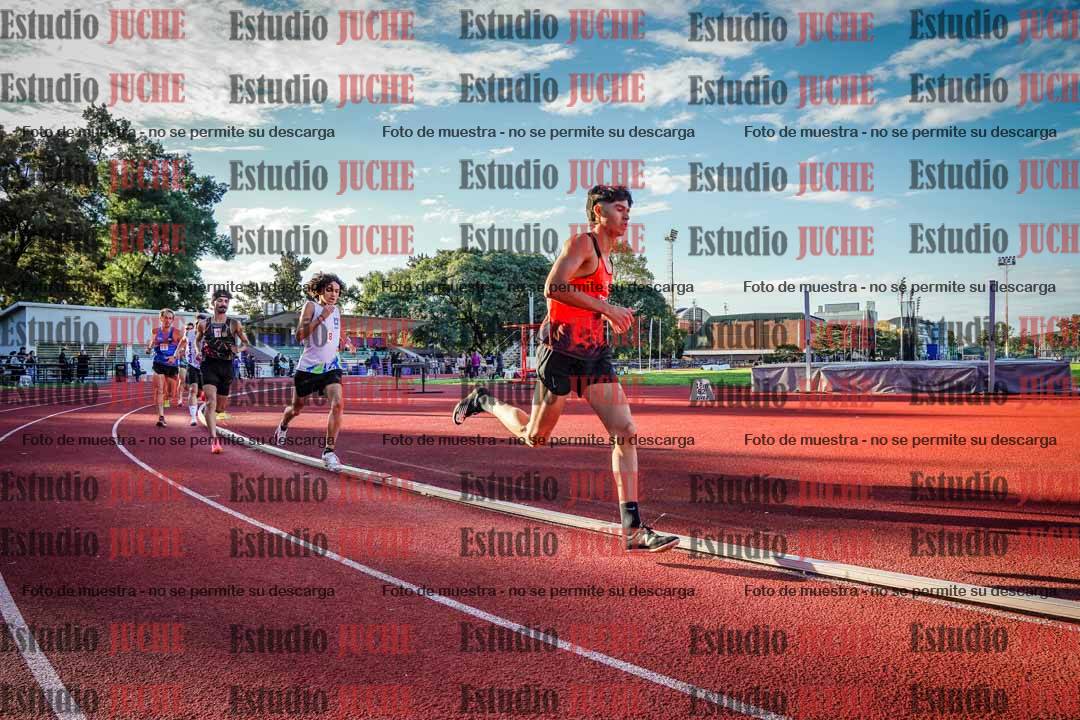 Fotos de los 1500 m llanos de varones
