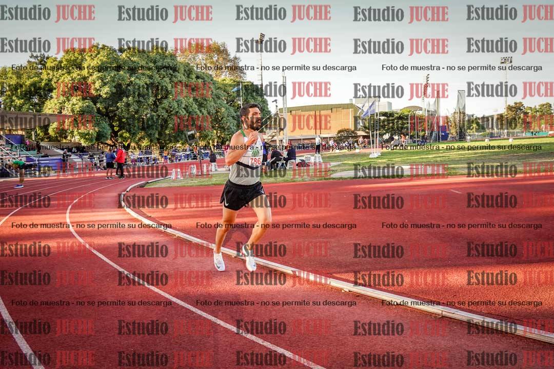 Fotos de los 3000 m llanos de varones