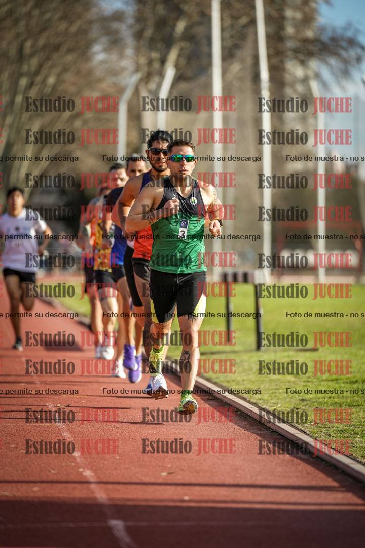 Fotos de los 3000 m llanos de varones