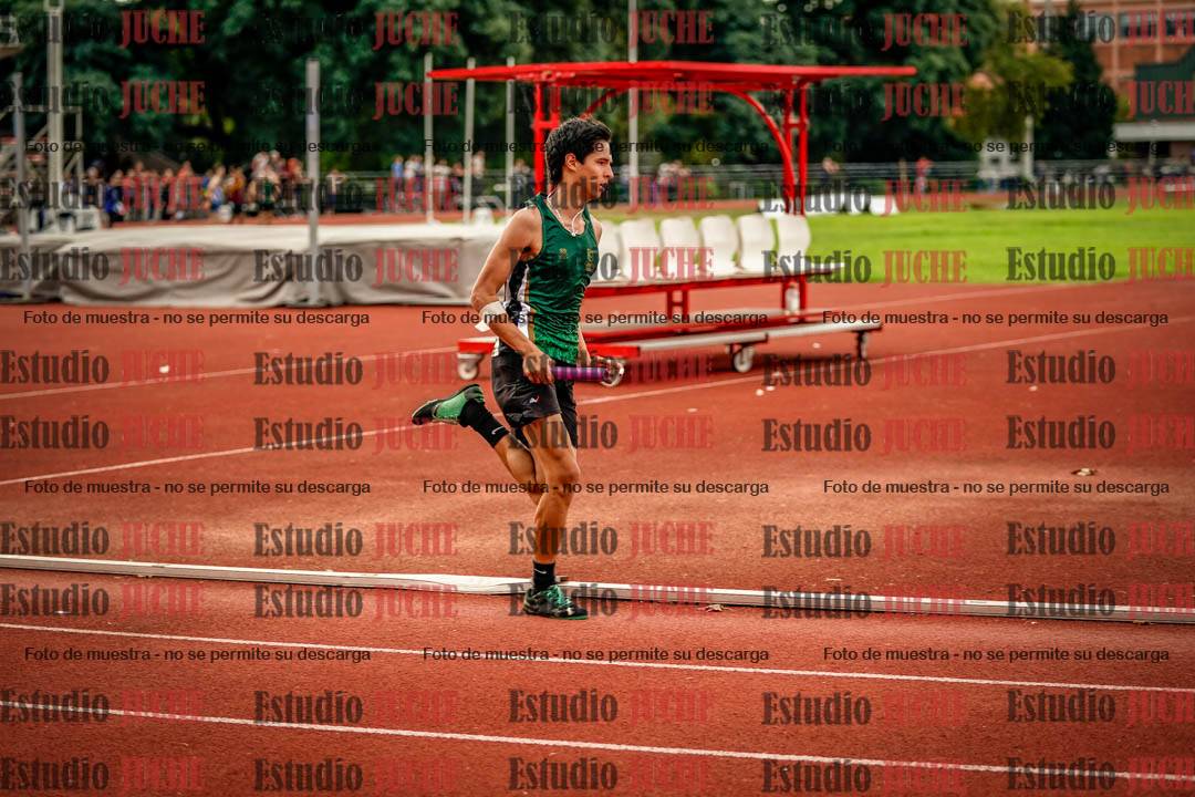 Fotos de los relevos 8x300 m mixtos