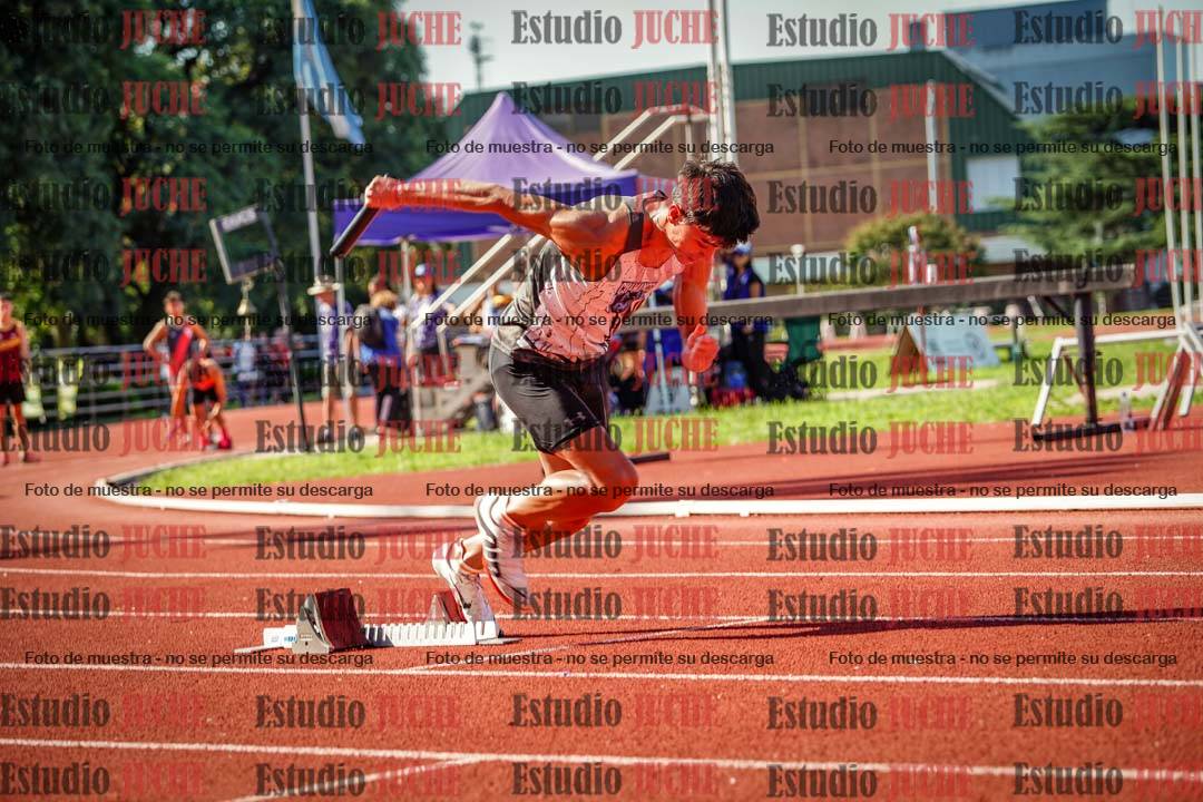 Fotos de las postas 4x400 m llanos de varones