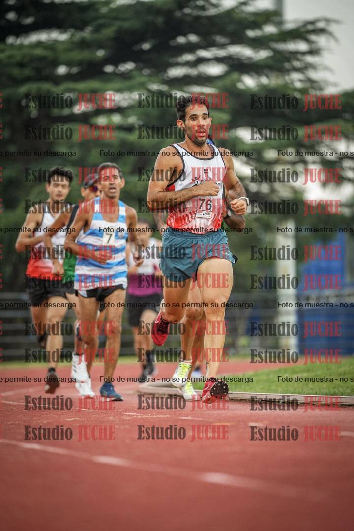 Fotos de los 3000 m llanos de varones