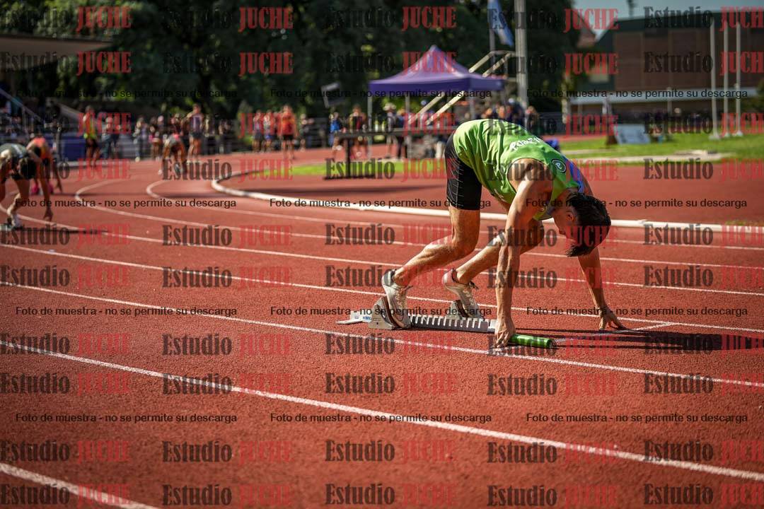 Fotos de las postas 4x400 m llanos de varones
