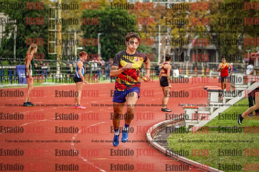 Fotos de los relevos 8x300 m mixtos