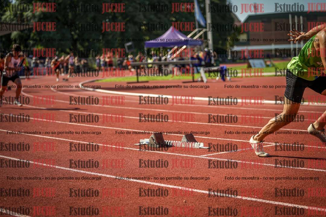 Fotos de las postas 4x400 m llanos de varones