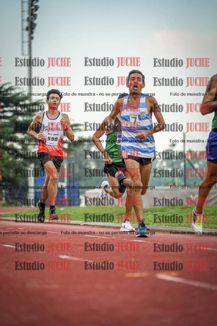 Fotos de los 3000 m llanos de varones