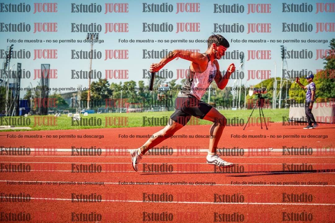 Fotos de las postas 4x400 m llanos de varones