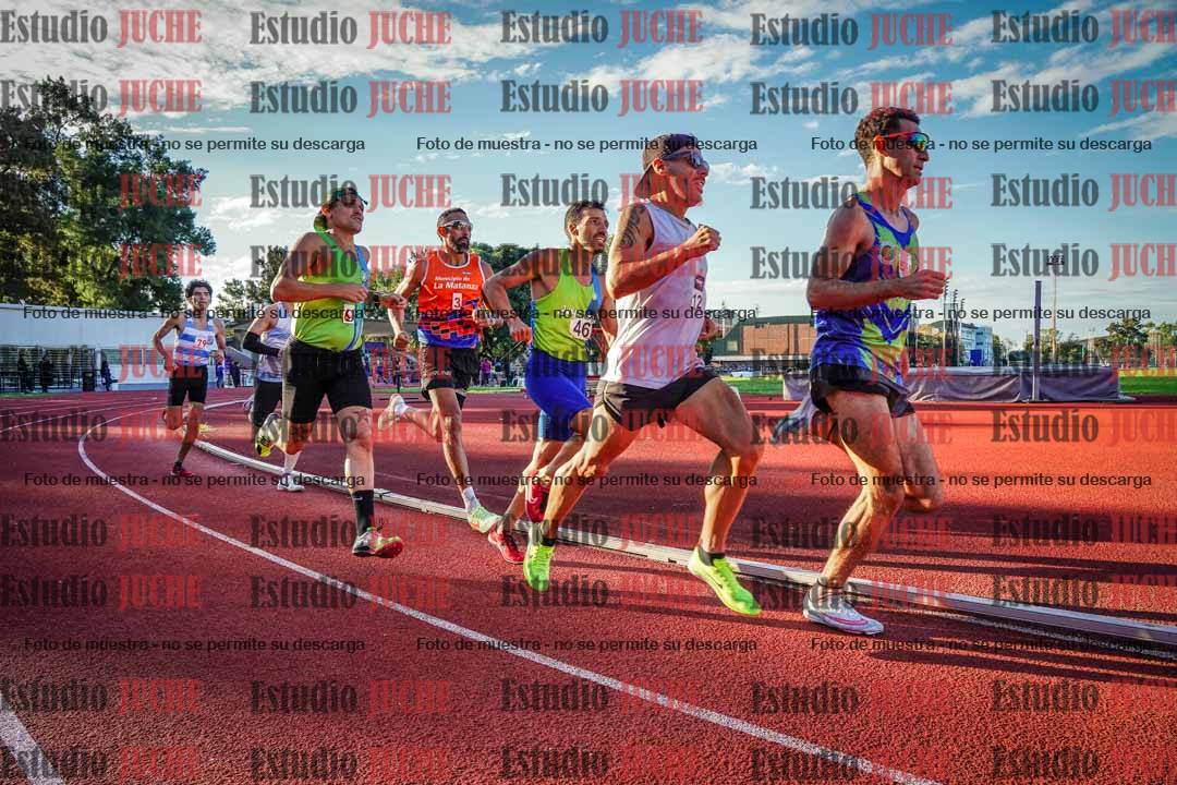 Fotos de los 1500 m llanos de varones