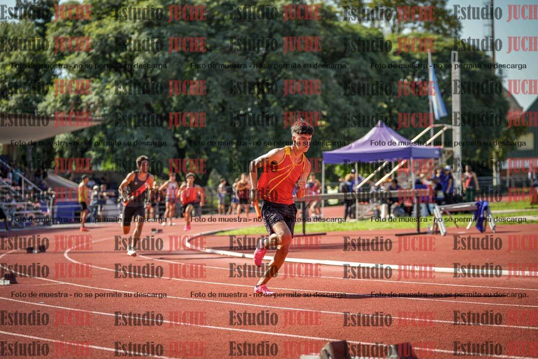 Fotos de las postas 4x400 m llanos de varones