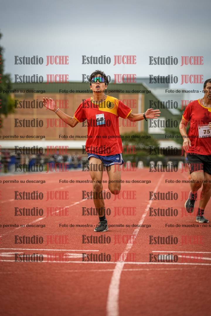 Fotos de los 3000 m llanos de varones
