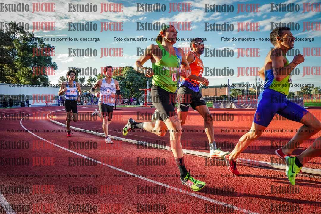 Fotos de los 1500 m llanos de varones