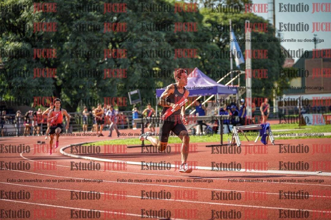 Fotos de las postas 4x400 m llanos de varones