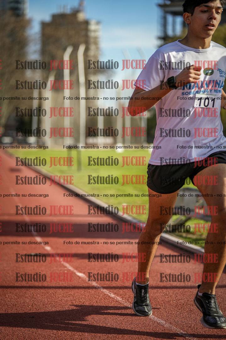 Fotos de los 3000 m llanos de varones