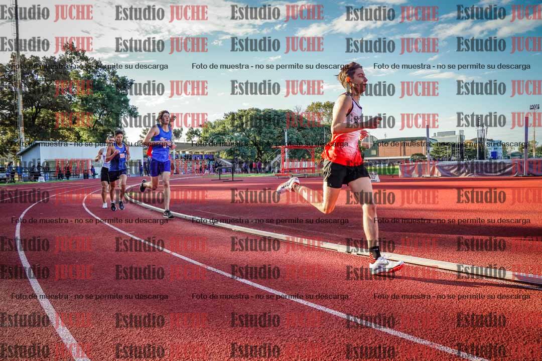 Fotos de los 1500 m llanos de varones