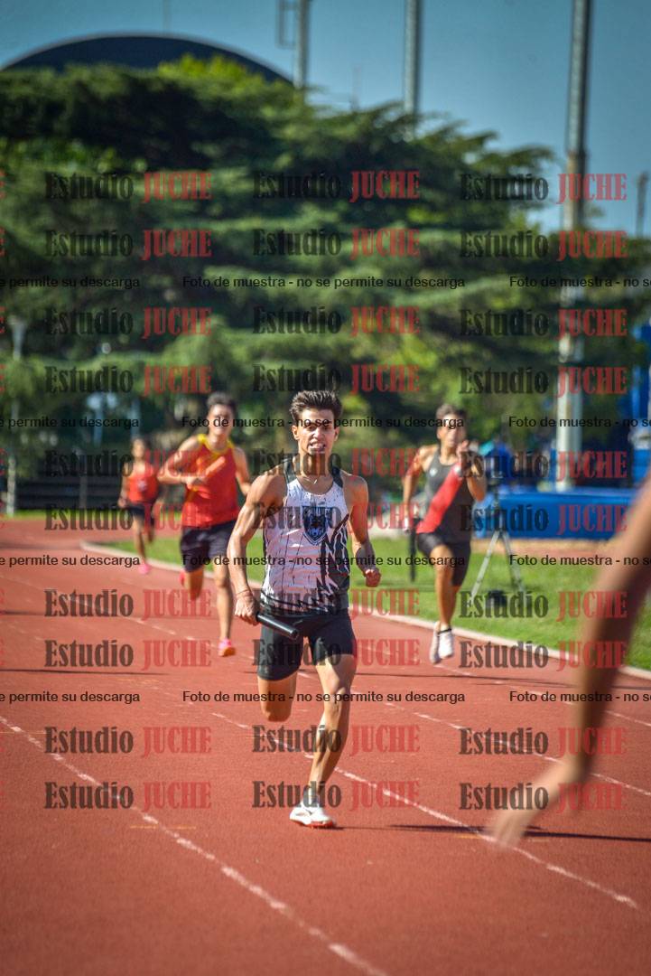 Fotos de las postas 4x400 m llanos de varones