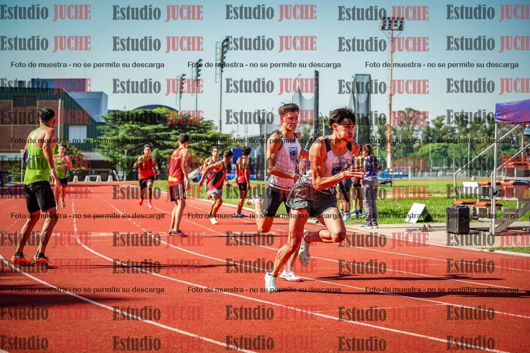 Fotos de las postas 4x400 m llanos de varones