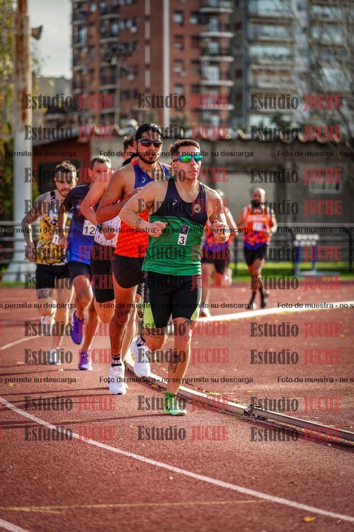 Fotos de los 3000 m llanos de varones