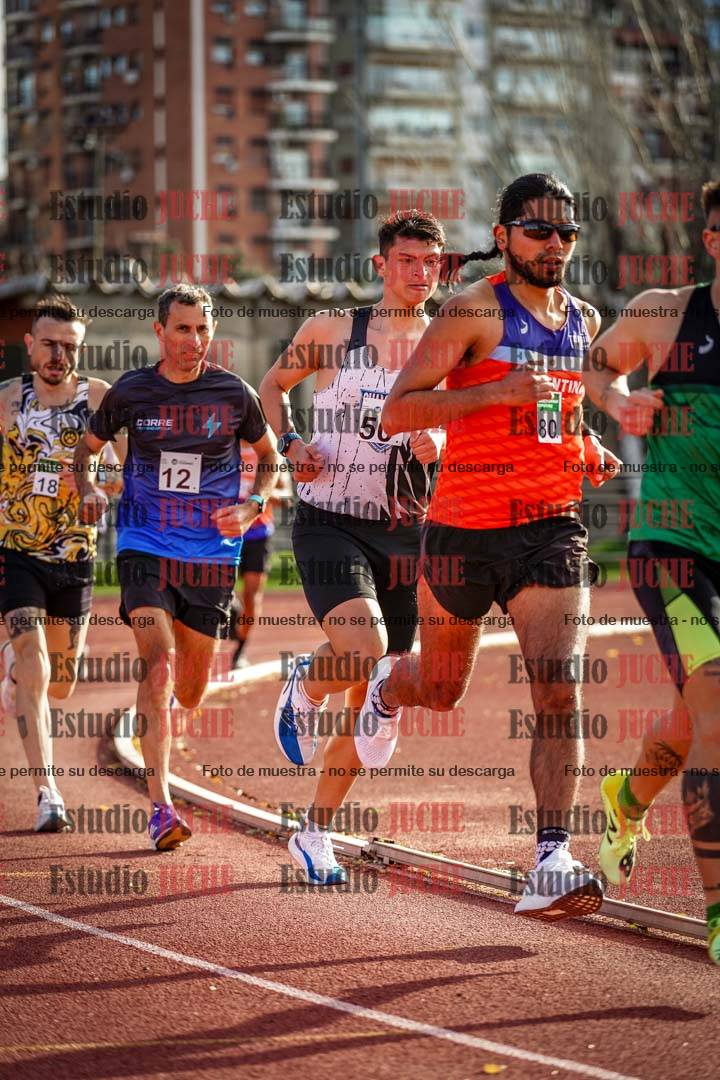 Fotos de los 3000 m llanos de varones