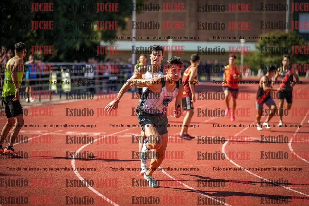 Fotos de las postas 4x400 m llanos de varones