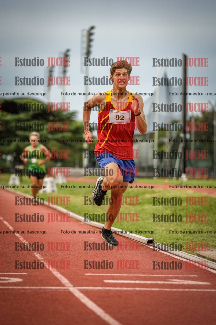 Fotos de los 3000 m llanos de varones