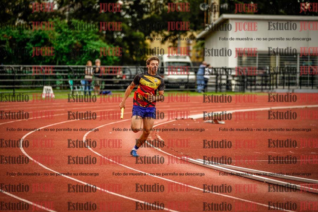 Fotos de los relevos 8x300 m mixtos