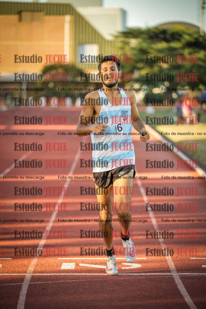 Fotos de los 3000 m llanos de varones