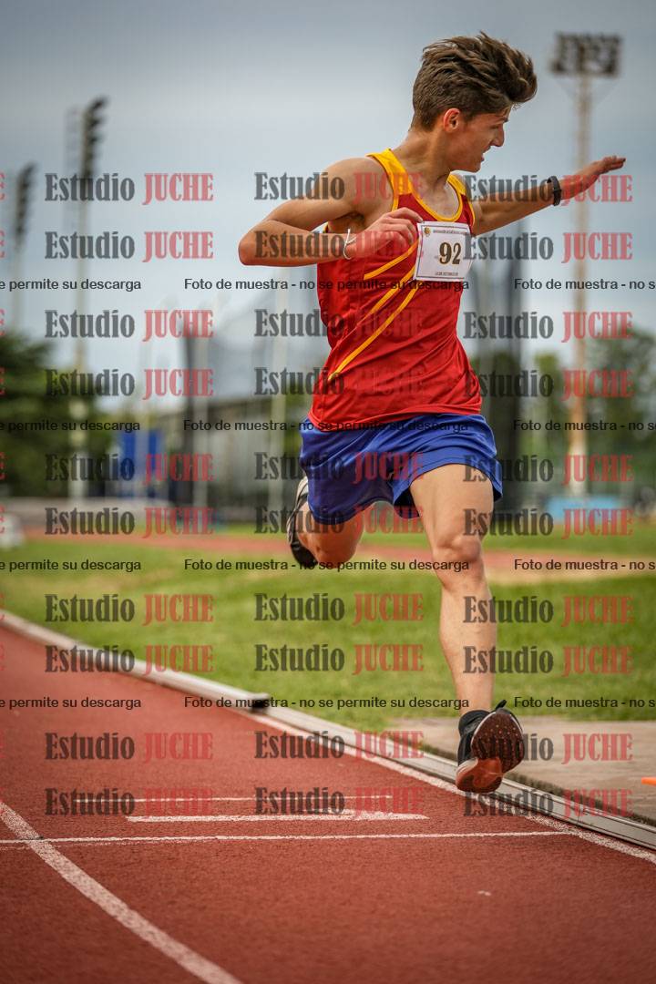 Fotos de los 3000 m llanos de varones