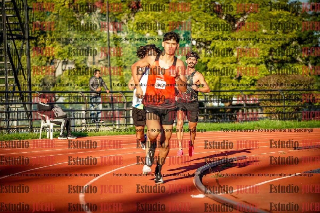 Fotos de los 1500 m llanos de varones