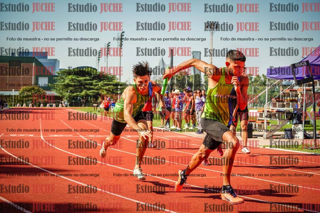 Fotos de las postas 4x400 m llanos de varones
