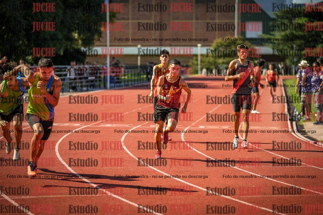 Fotos de las postas 4x400 m llanos de varones