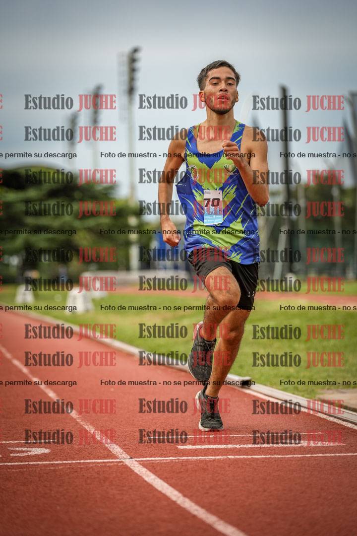 Fotos de los 3000 m llanos de varones