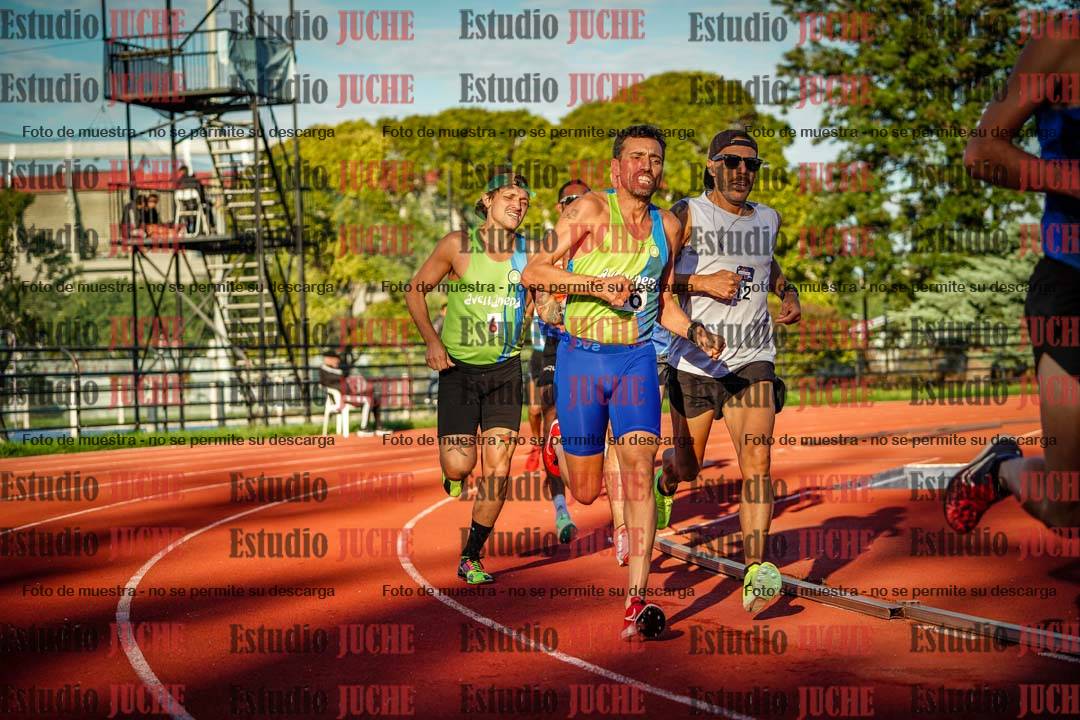 Fotos de los 1500 m llanos de varones