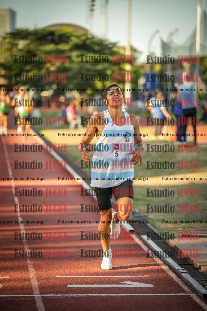 Fotos de los 3000 m llanos de varones