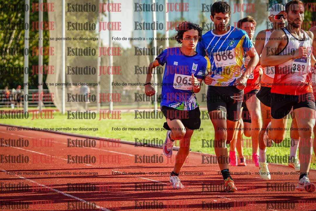 Fotos de los 1500 m llanos de varones