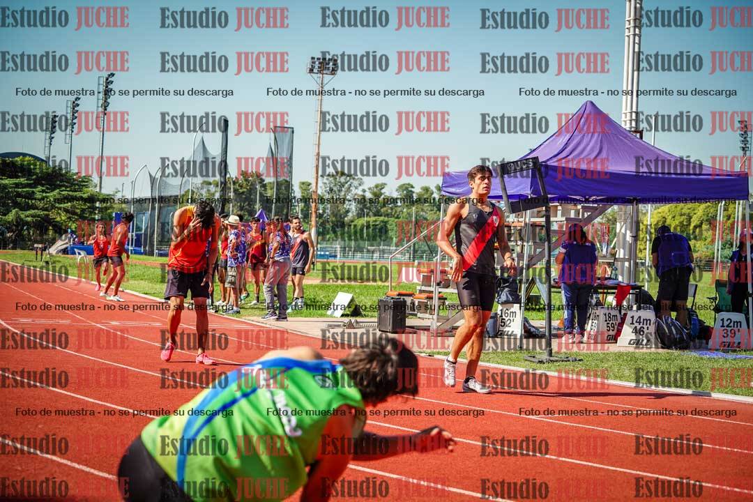 Fotos de las postas 4x400 m llanos de varones