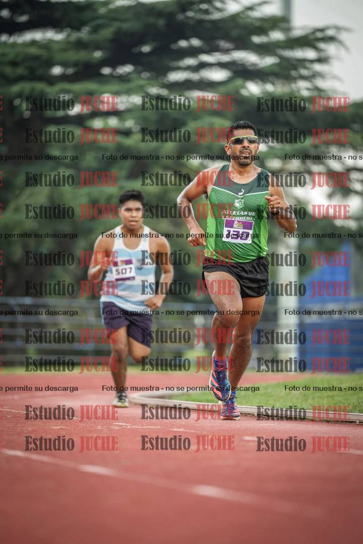 Fotos de los 3000 m llanos de varones