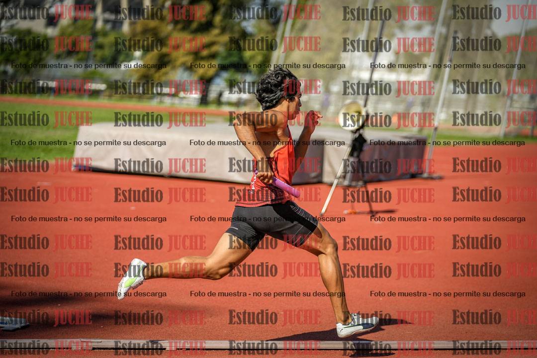 Fotos de las postas 4x400 m llanos de varones