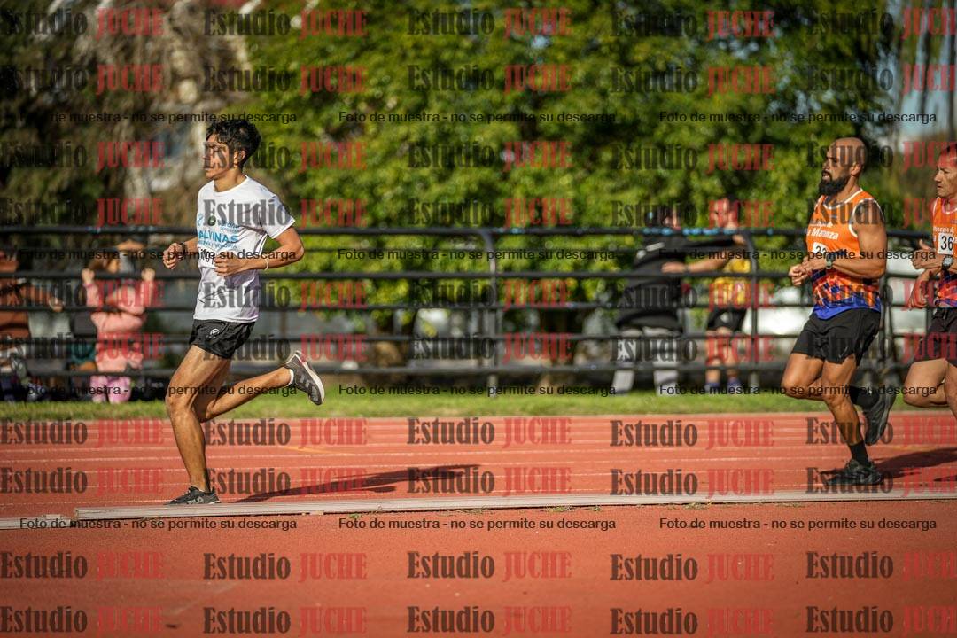 Fotos de los 3000 m llanos de varones