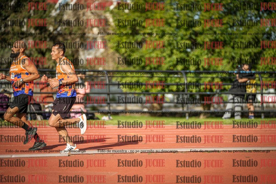 Fotos de los 3000 m llanos de varones