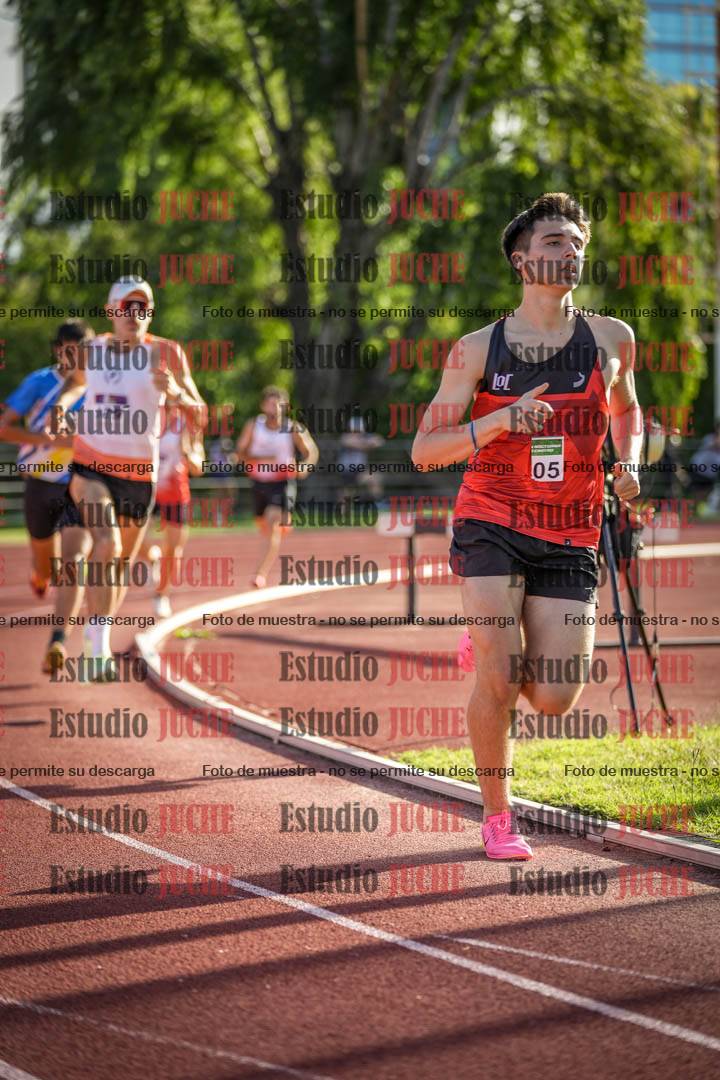 Fotos de los 1500 m llanos de varones