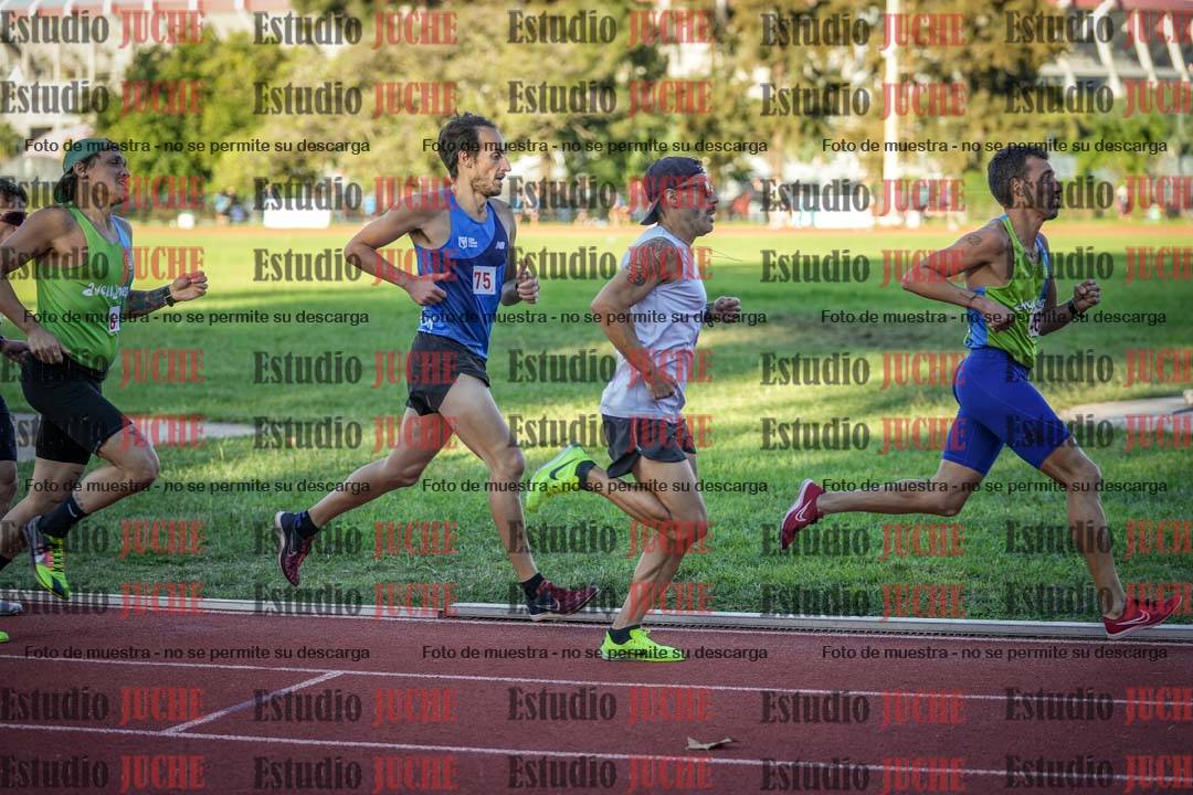 Fotos de los 1500 m llanos de varones