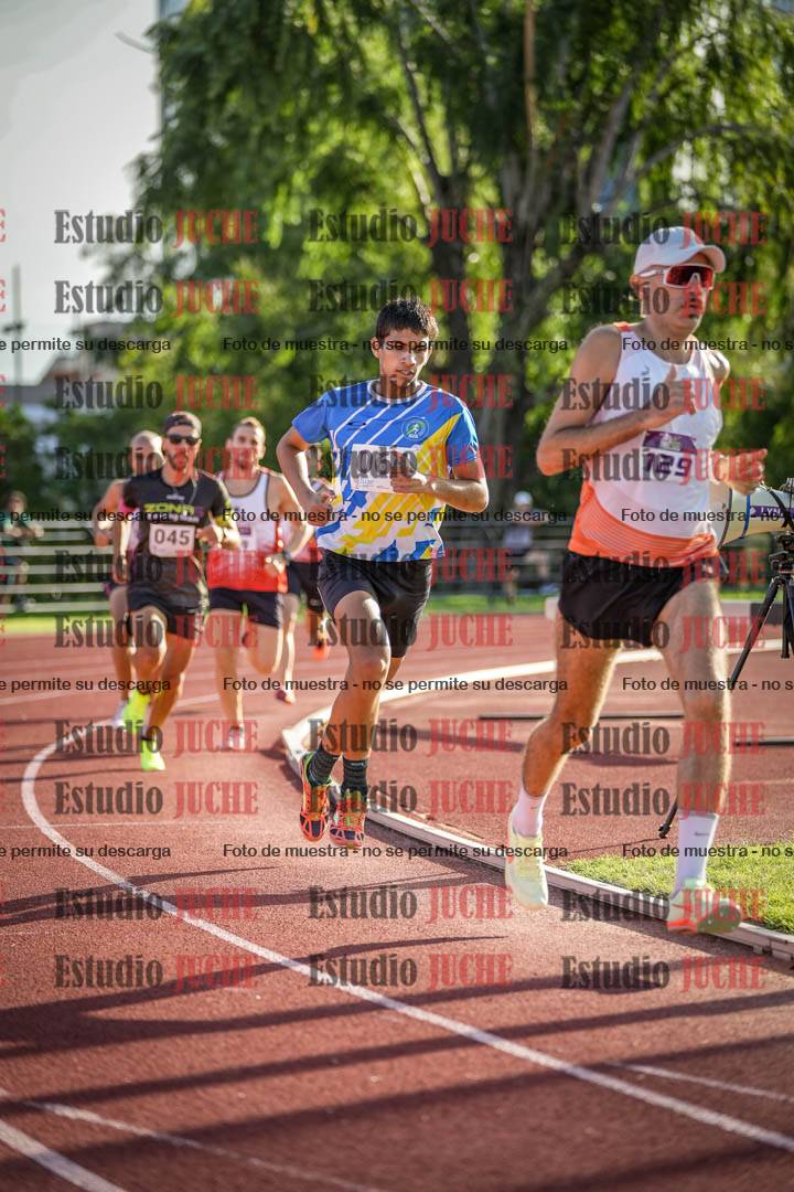 Fotos de los 1500 m llanos de varones
