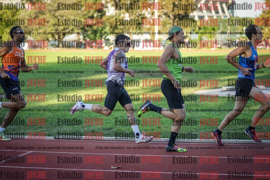 Fotos de los 1500 m llanos de varones