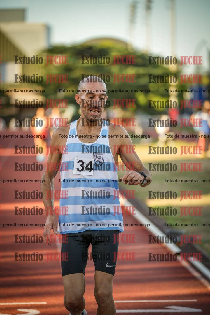 Fotos de los 3000 m llanos de varones